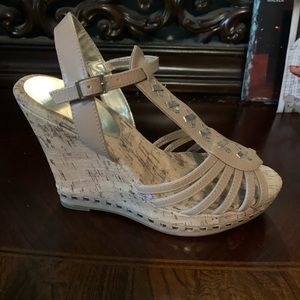 Ladies shoes